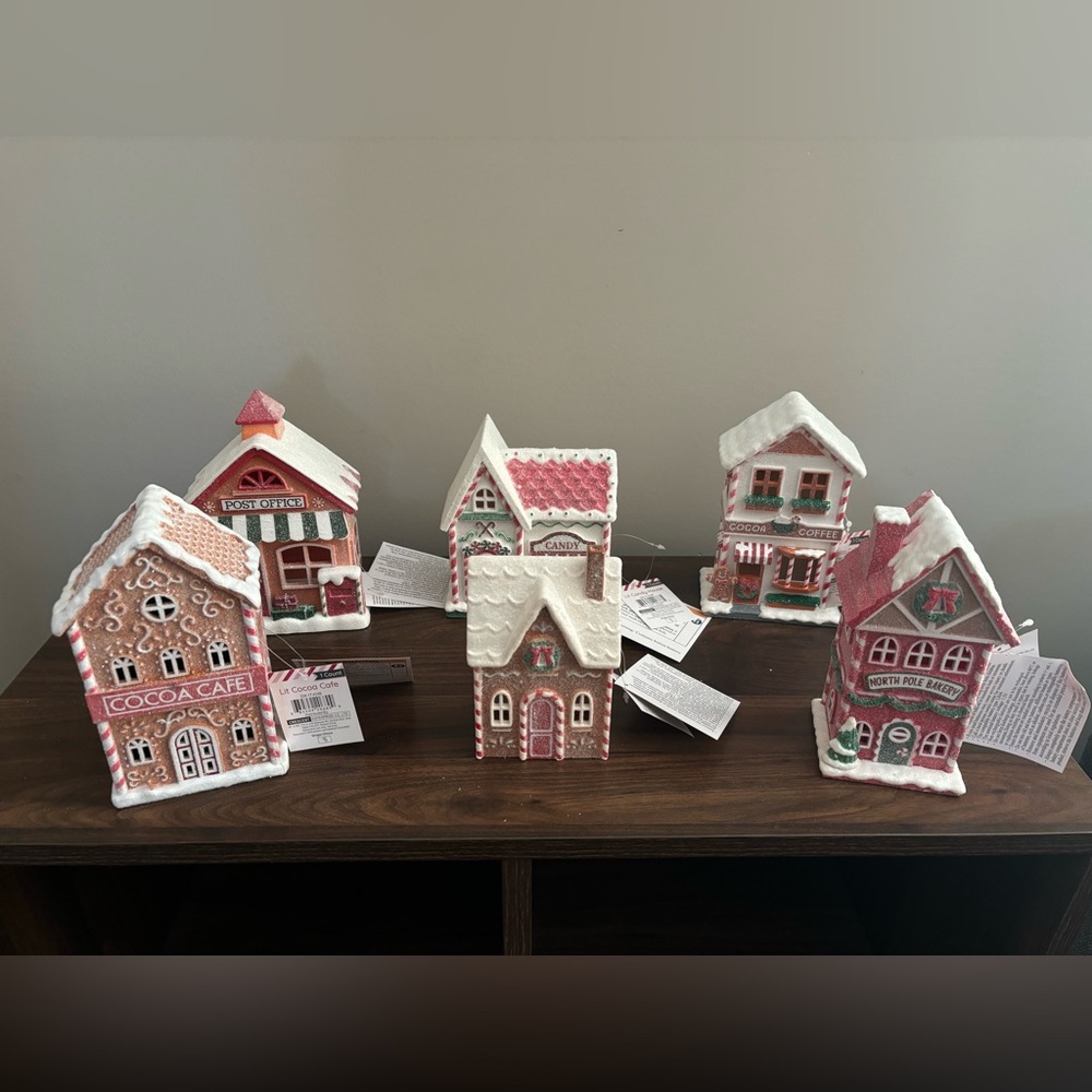 Target Bullseye 2024 Light-Up Christmas Village Set of 6 NEW